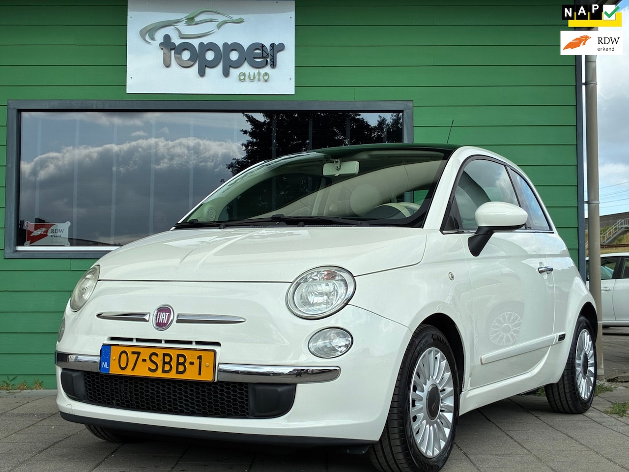 Fiat 500 - 0.9 TwinAir Lounge|Panoramadak|Airco|Lm-Velgen|NAP|Goed Onderhouden| - AutoWereld.nl