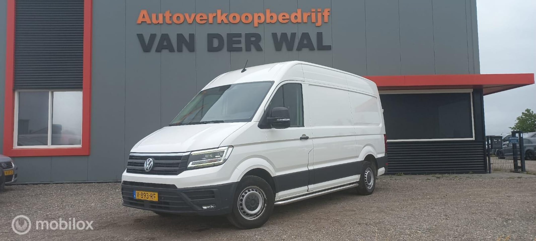 Volkswagen Crafter - Bestel 35 2.0 TDI L3H3/LED/CLIMATECONTROL/CRUISECONTROL/NAVIGATIE - AutoWereld.nl