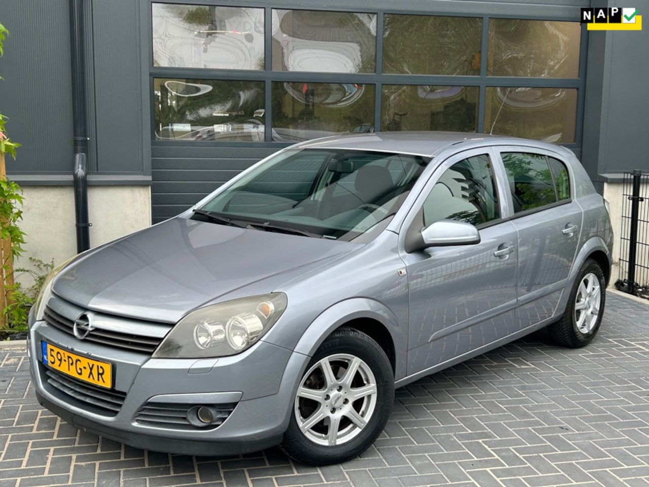 Opel Astra - 1.4 Enjoy 5-deurs | Trekhaak | Nieuwe APK | Lichtmetaal - AutoWereld.nl