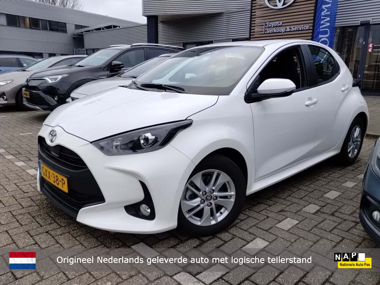 Toyota Yaris - 1.5 Hybrid 115 Active | NL-auto - AutoWereld.nl
