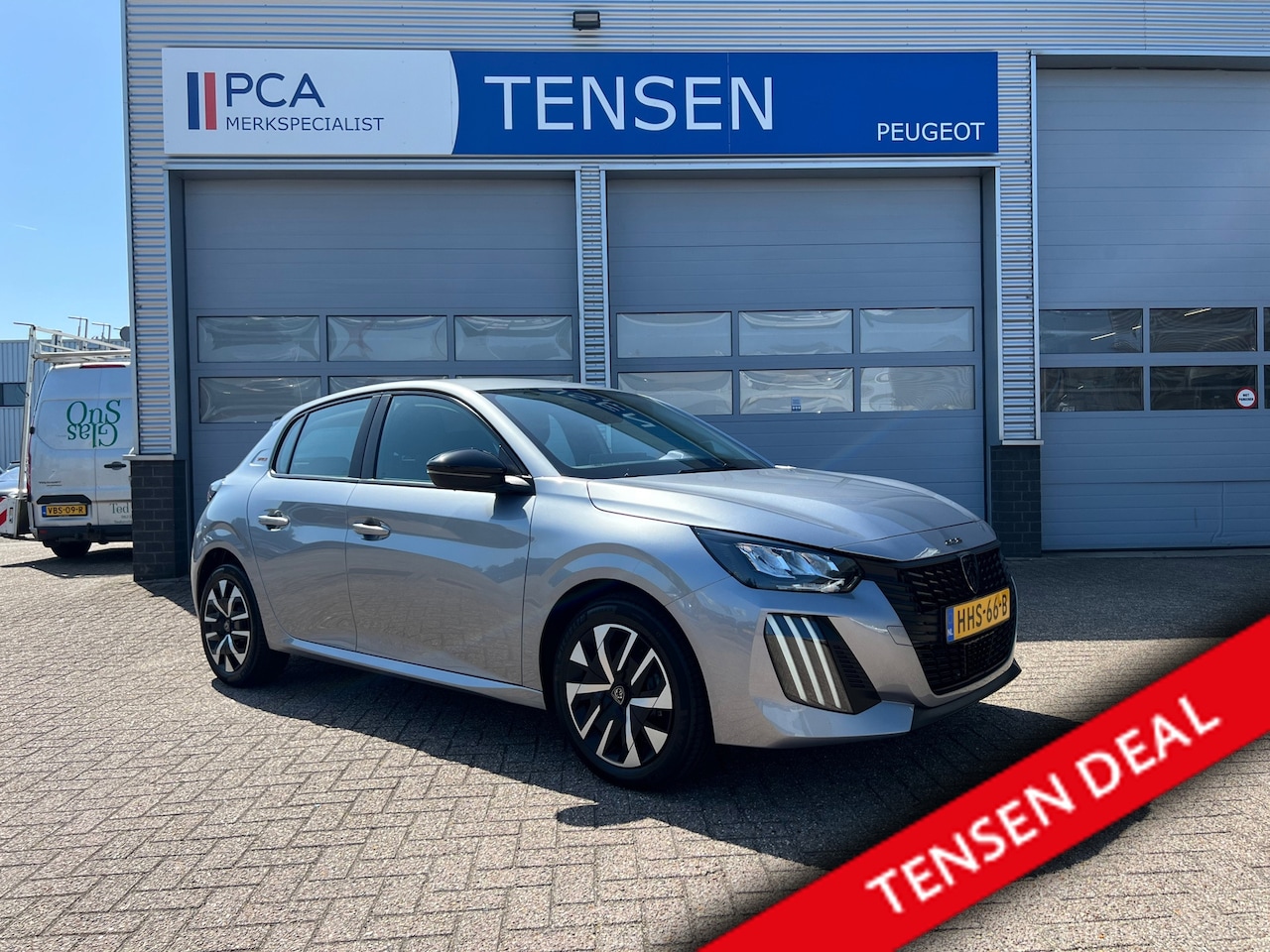 Peugeot 208 - 1.2 PureTech 75 Style | Navigatie | Parkeersensoren achter | Cruise control | DAB | - AutoWereld.nl