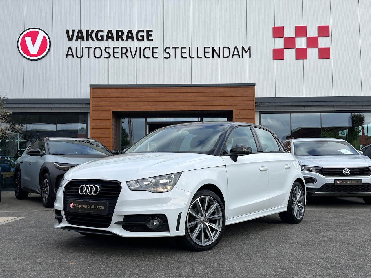Audi A1 Sportback - 1.2 TFSI Pro Line S|PDC Achter|Stoelverwarming|Navigatie|Bluetooth|Cruise Control - AutoWereld.nl