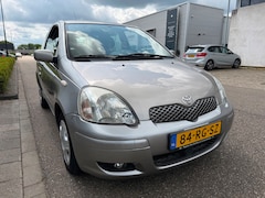 Toyota Yaris - 1.3 VVT-i S-Line (bj 2005) Airco/Trekhaak/APK:09-2027