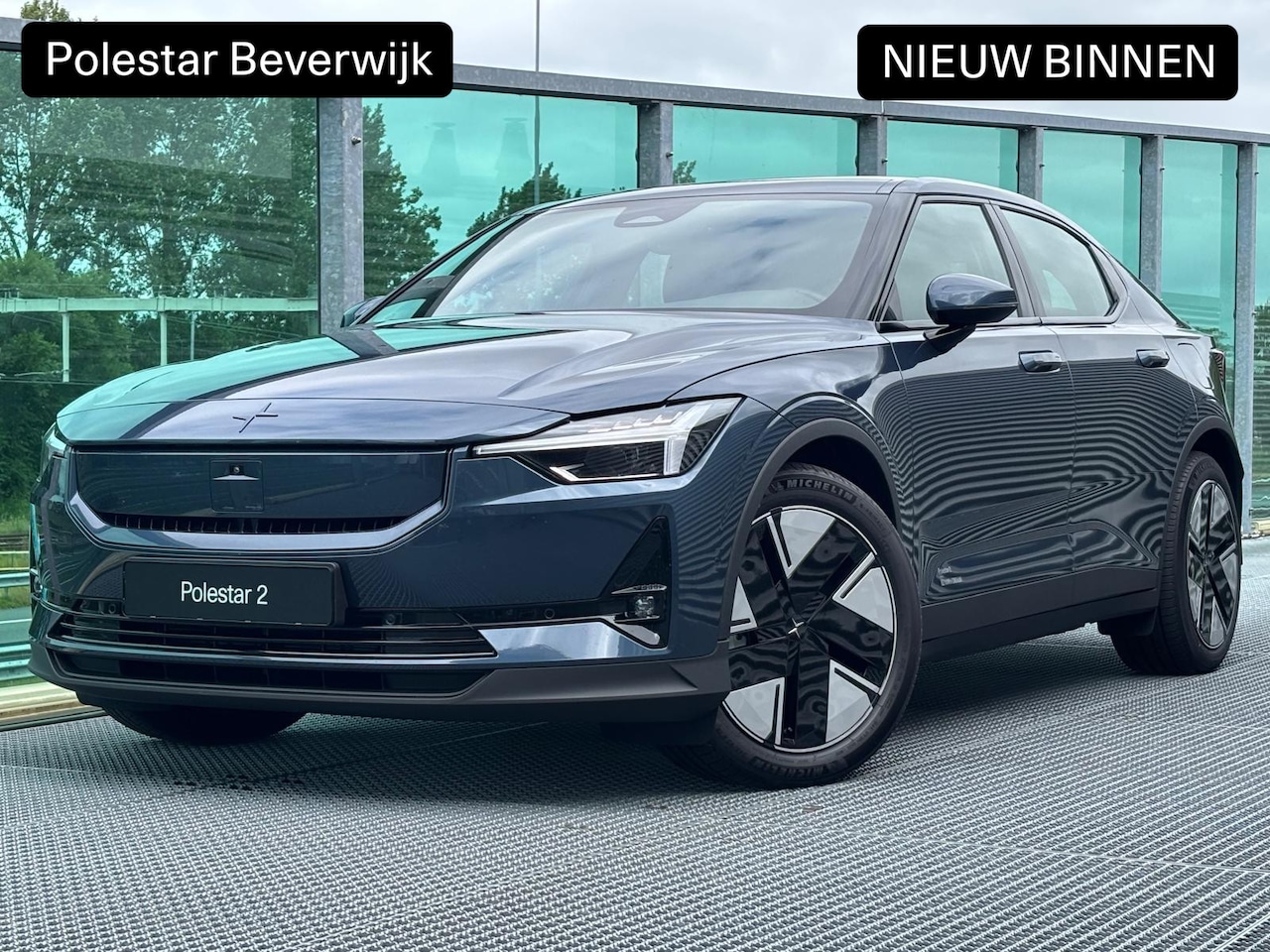 Polestar 2 - Long Range Dual Motor 82 kWh / Pano. dak / Voor+achter+stuur verwarmd / Harman Kardon / El - AutoWereld.nl