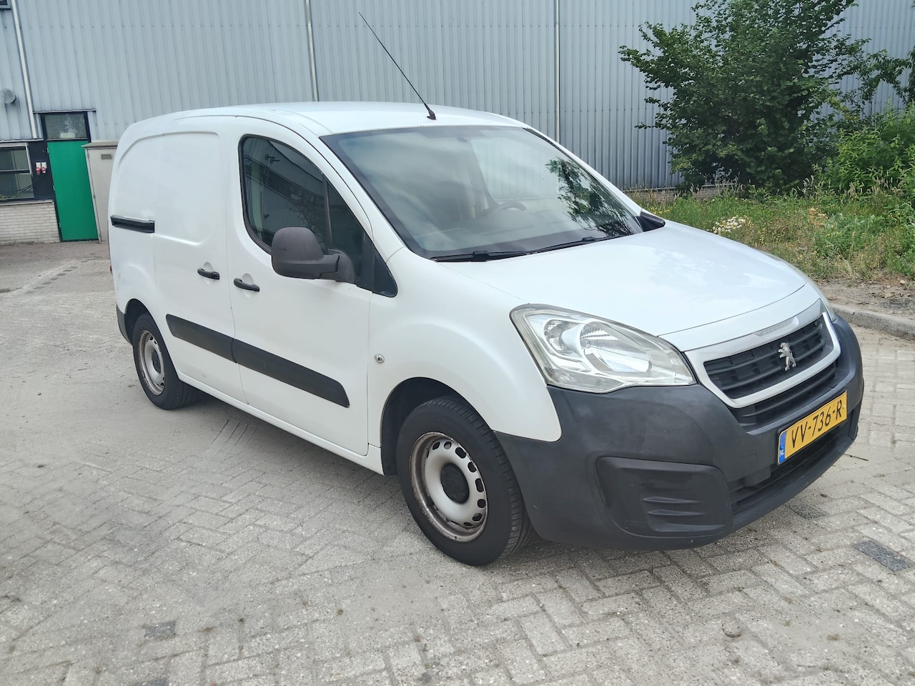 Peugeot Partner - 120 1.6 HDi 75 L1 XR - AutoWereld.nl