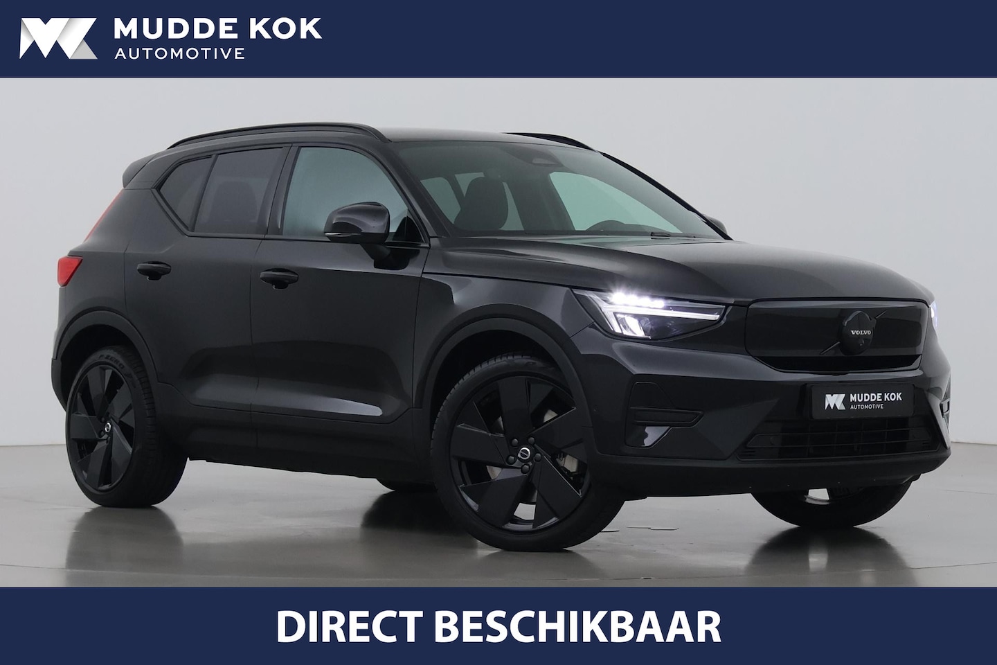 Volvo EX40 - Twin Motor Plus Black Edition 82 kWh | 409 PK! | AWD | 360° Camera | Harman/Kardon | Stoel - AutoWereld.nl