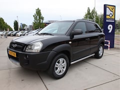 Hyundai Tucson - 2.0i Dynamic Cross Airco, Carkit, El. Ramen, Cruise Zomeractie