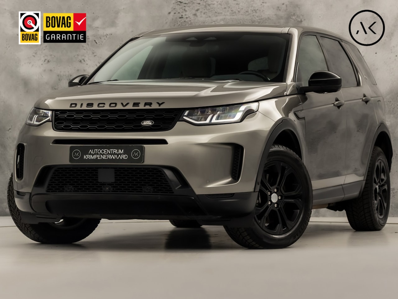 Land Rover Discovery Sport - P300e 1.5 S 309Pk Automaat (APPLE CARPLAY, GROOT NAVI, 360 CAMERA, ZWART HEMEL, LEDER, ELE - AutoWereld.nl