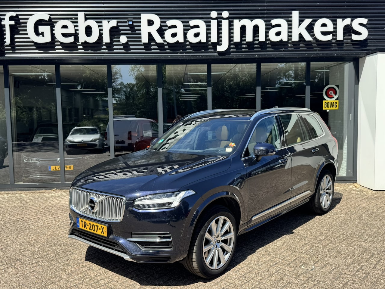 Volvo XC90 - 2.0 T8 Twin Engine AWD Inscription*Panorama*Luchtvering*EXPORTPRIJS* - AutoWereld.nl