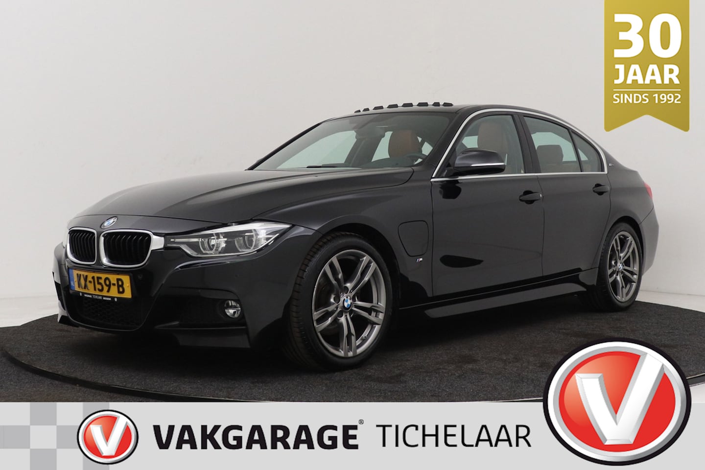 BMW 3-serie - 330e Centennial High Executive M-Sport | Panoramadak | Org NL | Keyless | Dealer Ond. | Na - AutoWereld.nl