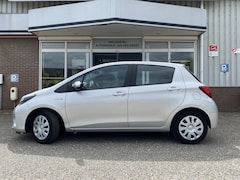 Toyota Yaris - 1.5 Hybrid Aspiration Climate Control / Achteruitrij Camera