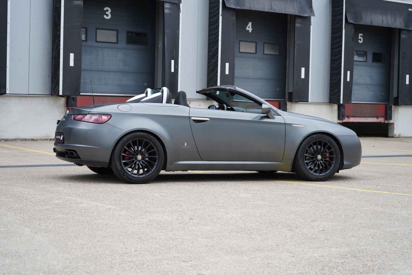 Alfa Romeo Spider - 1.7 T ITALIA INDEPENDENT 1750 - AutoWereld.nl