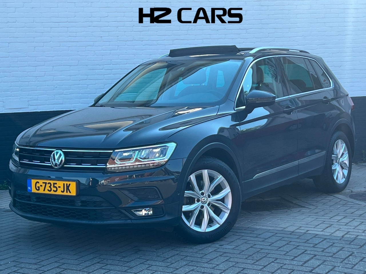 Volkswagen Tiguan - 1.5 TSI ACT Highline | Pano | Trekhaak | Dodehoek - AutoWereld.nl