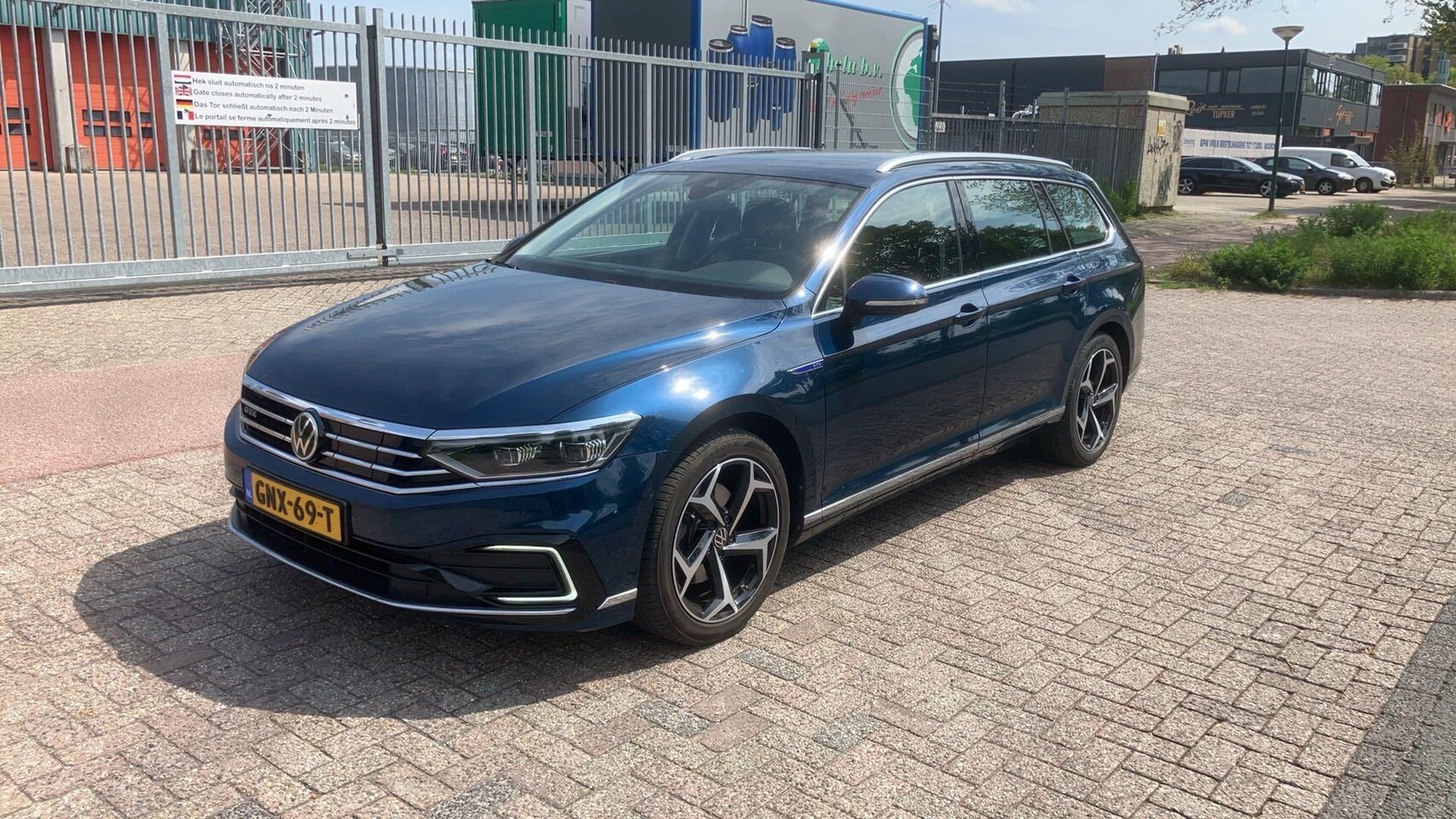 Volkswagen Passat Variant - 1.4 TSI PHEV GTE | Panoramadak | Leder | Digital Cockpit | Zondag Open! - AutoWereld.nl