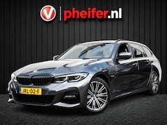 BMW 3-serie Touring - 320e Aut. M-pakket Trekhaak/ Stoel-stuurverwarming/ Navigatie/ Camera/ Carplay/ Sportstoel