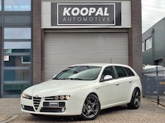Alfa Romeo 159 Sportwagon - 1.7 T Distinctive | Carplay | Trekhaak