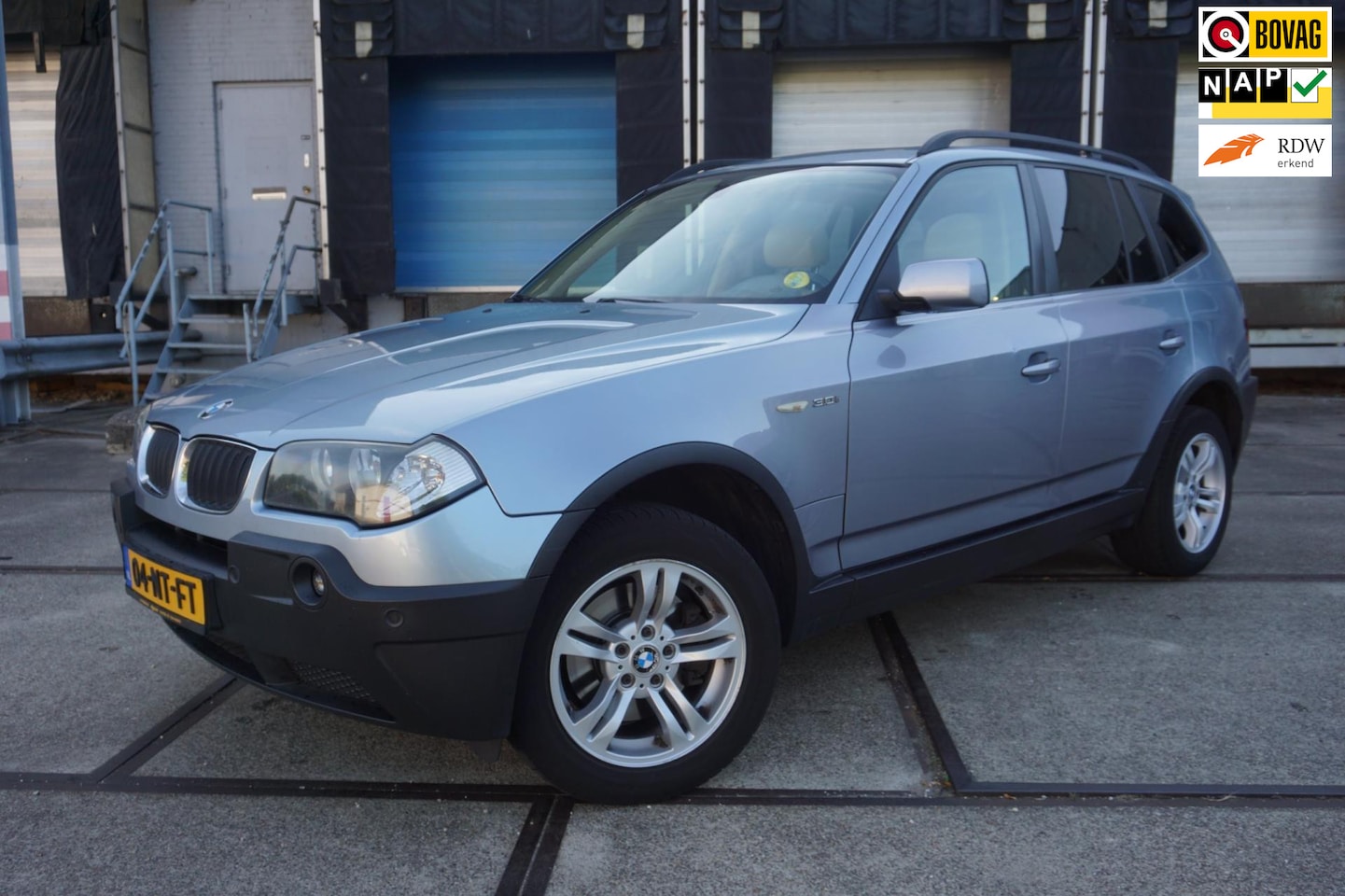 BMW X3 - 3.0i Executive * Goed onderhouden * - AutoWereld.nl