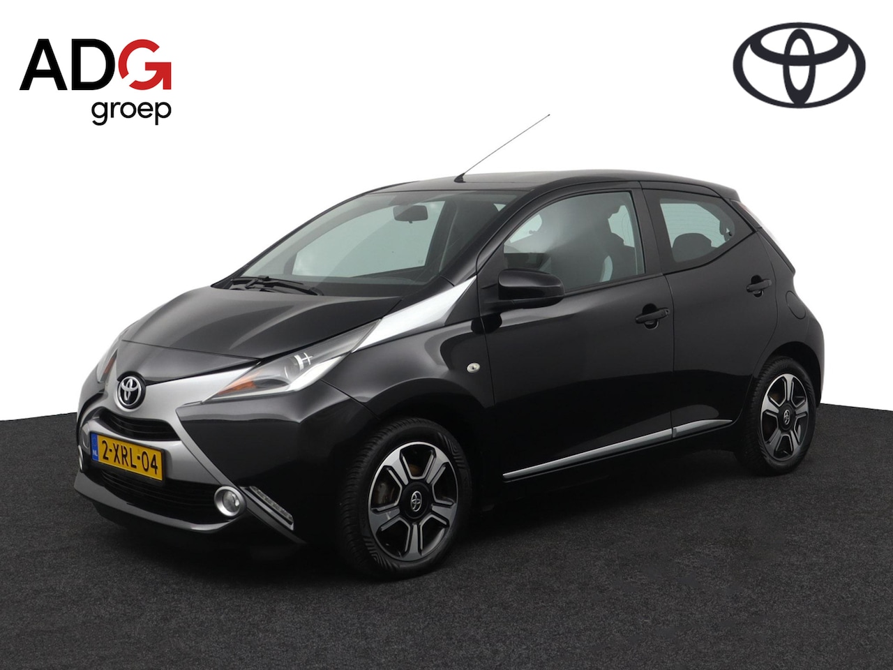 Toyota Aygo - 1.0 VVT-i x-clusiv | Parkeercamera | Keyless | Groot multimediascherm | Climate control | - AutoWereld.nl
