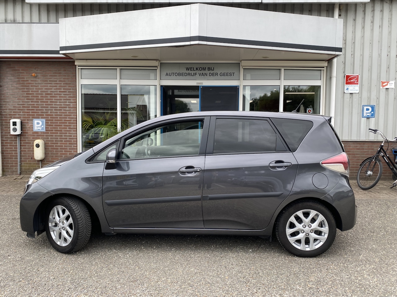 Toyota Verso S - 1.3 VVT-i Trend / Camera / Cruise Control / Clima - AutoWereld.nl