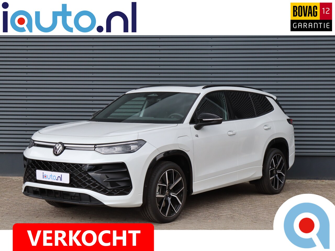 Volkswagen Tayron - 1.5 eHybrid 272PK R-Line Black Style IQ.Light/Pano/Keyless/Camera/DCC/ACC/ Dodehoek/20"/Tr - AutoWereld.nl
