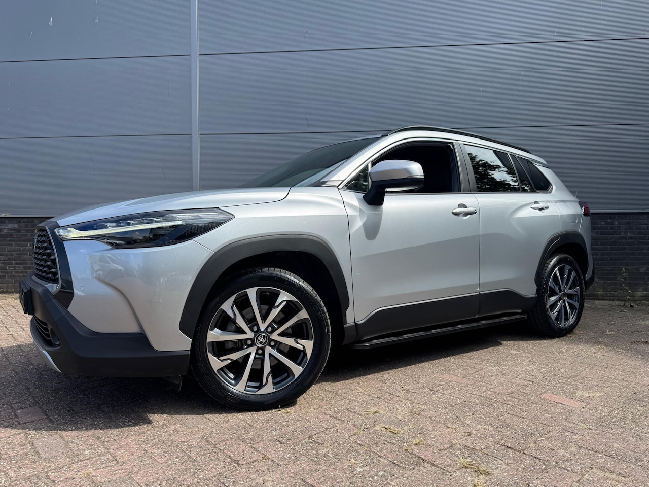 Toyota Corolla Cross - 2.0 High Power Hybrid First Edition 2.0 High Power Hybrid First Edition - AutoWereld.nl