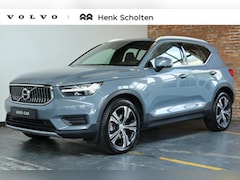 Volvo XC40 - 2.0 T4 Inscription | Stoelverwarming | Achteruitrijcamera | Parkeersensoren Voor + Achter