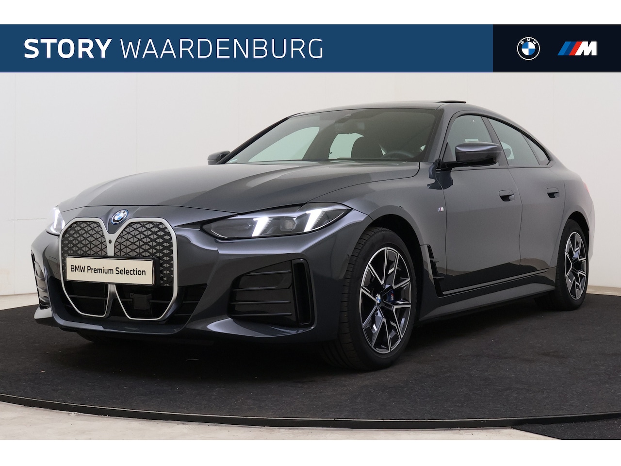 BMW i4 - eDrive40 M Sport / Trekhaak / Schuif-Kanteldak / Comfort Access / Active Cruise Control / - AutoWereld.nl