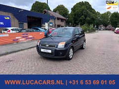Ford Fusion - 1.6-16V Futura Airco Aut NIEUWE APK