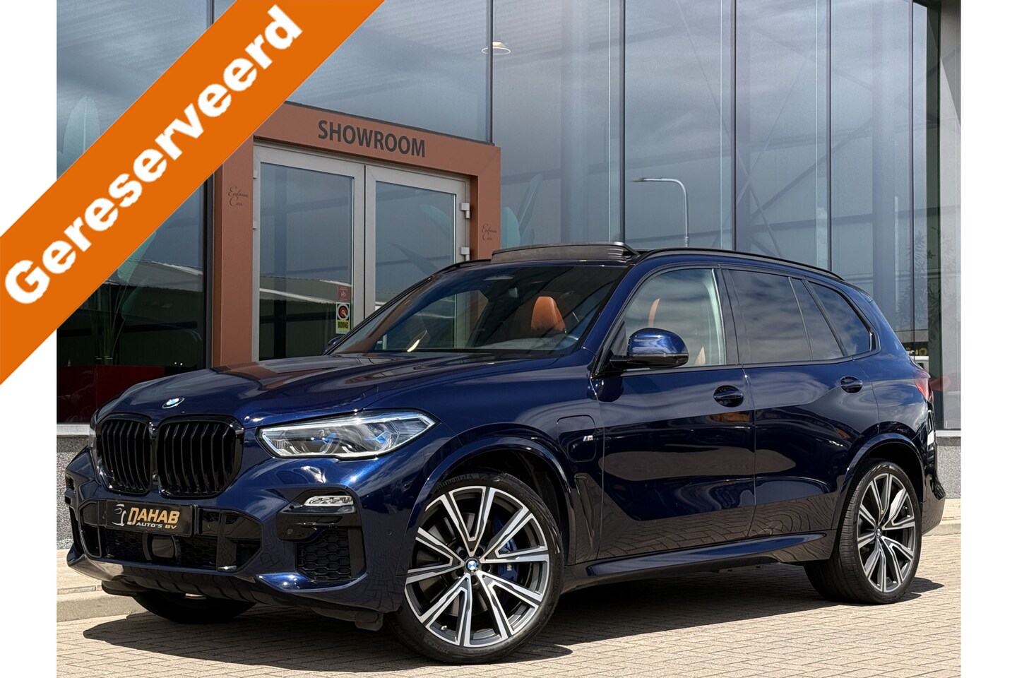 BMW X5 - xDrive45e M-Sport Individual | ACC | H/K | Skylounge | Stoelverwarming \ verkoeling | Stuu - AutoWereld.nl