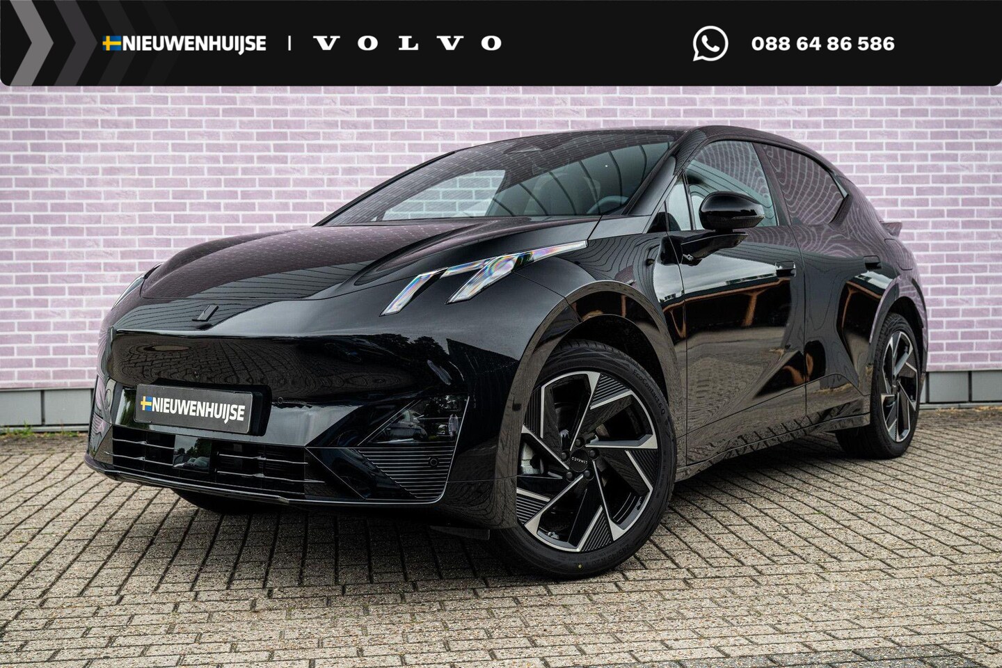 Lynk & Co 02 - More 66 kWh More 66 kWh | Panoramadak | 360 camera | Harman Kardon audio | Dodehoekdetecti - AutoWereld.nl
