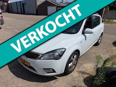 Kia Cee'd Sporty Wagon - 1.4 CVVT Navigator Plus Pack NL AUTO NAP NAVI l Camera l Cruise l Airco l LMV GOED ONDERHO