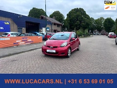 Toyota Aygo - 1.0-12V Aspiration Red Airco NIEUWE APK