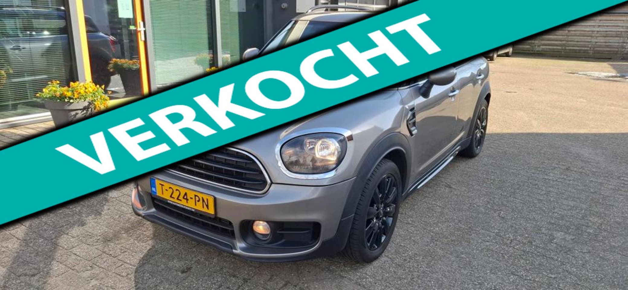 MINI Countryman - One met panorama schuifdak 1.5 One Chili - AutoWereld.nl