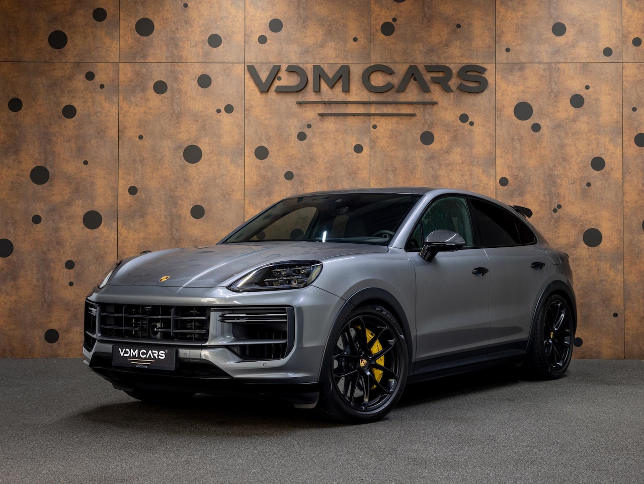 Porsche Cayenne Coupé - 4.0 Turbo E-Hybrid GT | Burmester | 18-weg | Bijrijdersdisplay | Achterasbest. | - AutoWereld.nl