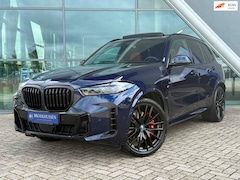 BMW X5 - XDrive50e M-Sport Pro Shadow Line 489pk Panoramadak / Trekhaak / Luchtvering / 22 INC