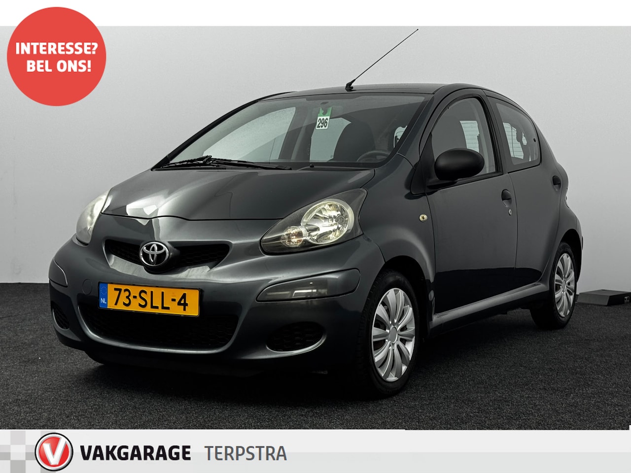 Toyota Aygo - 1.0-12V Cool /AIRCO! /5-Drs /Radio-CD AUX /Stuurbekrachtiging /Bumpers in kleur /Airbags. - AutoWereld.nl