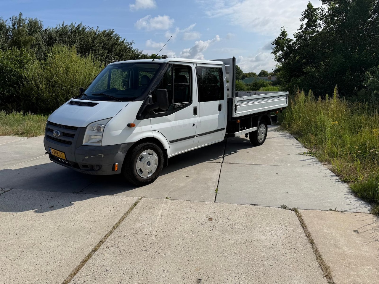 Ford Transit - 330L 2.4 TDCI airco dub. cab. open laadbak - AutoWereld.nl