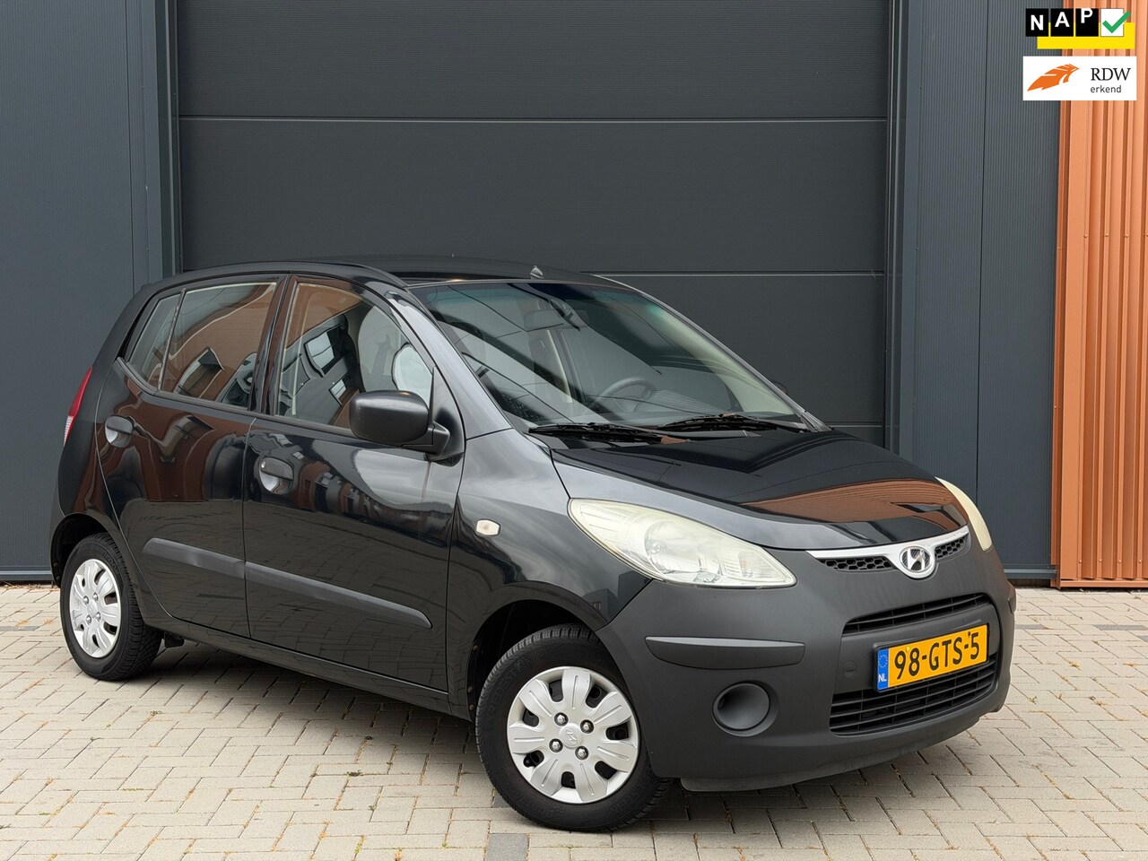 Hyundai i10 - 1.1 Pure 1.1 Pure|Nieuwe APK! - AutoWereld.nl