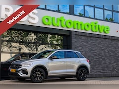 Volkswagen T-Roc - 1.5 TSI R-Line Business | CAMERA | STOEL & STUURVERW | PDC V&A | 18'' | CARPLAY |