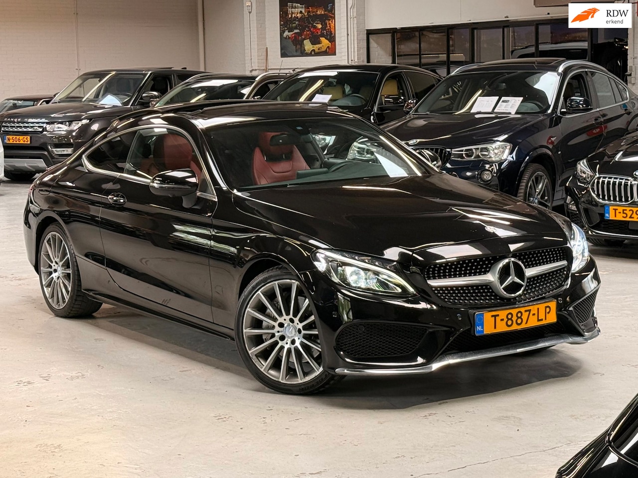 Mercedes-Benz C-klasse Coupé - 300 Prestige Coupe AMG-pakket Panorama Schuifdak Leder - AutoWereld.nl