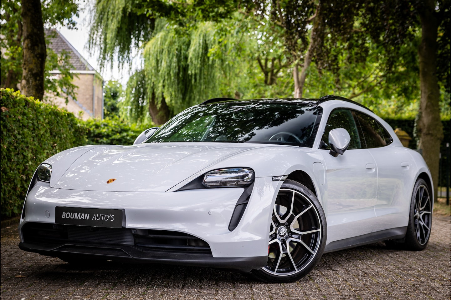 Porsche Taycan Sport Turismo - 4S 93 kWh Panorama 21" Sport Chrono 360 Camera Warmtepomp - AutoWereld.nl