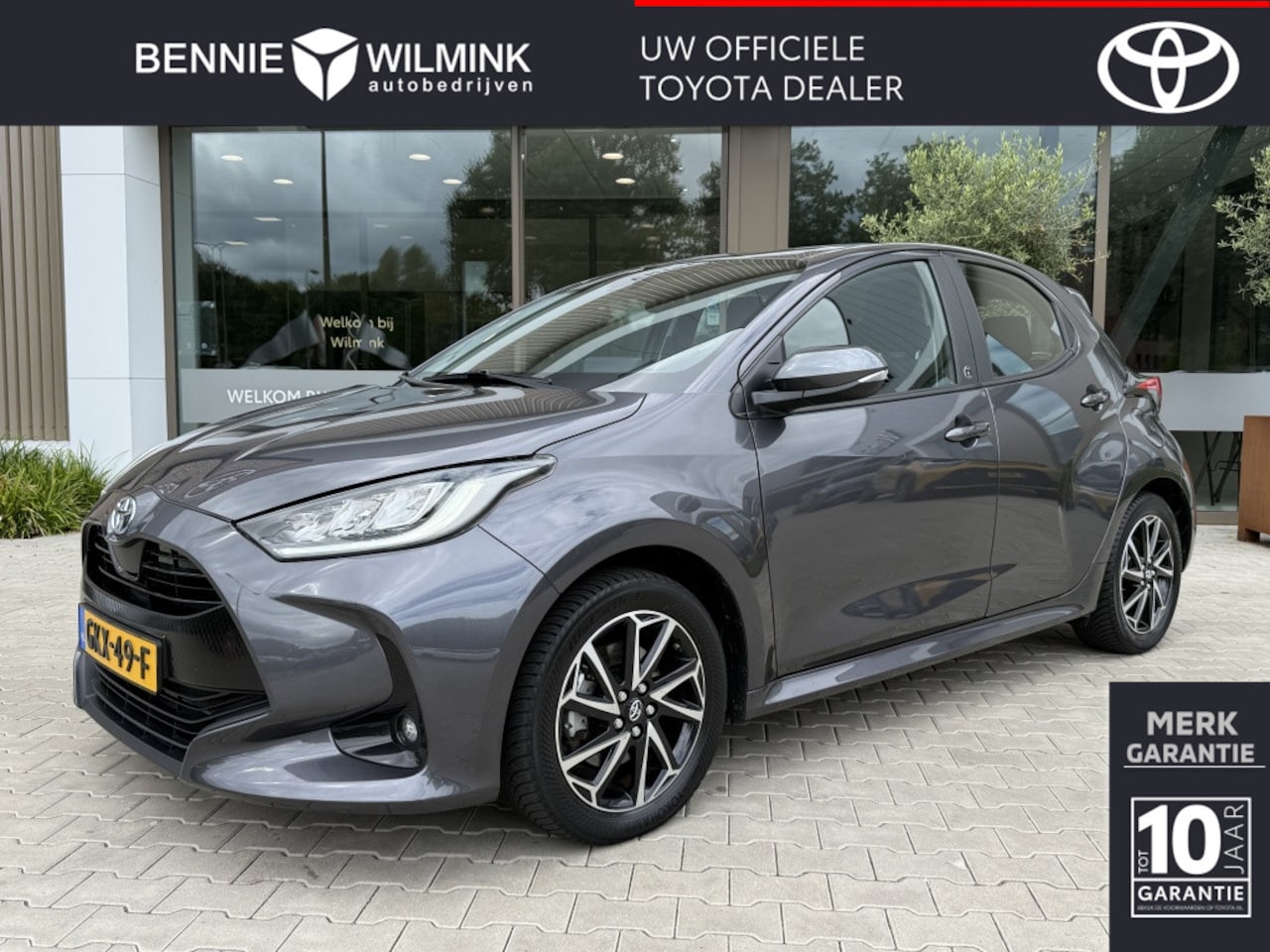 Toyota Yaris - 1.5 Hyb. Dynamic | Stoelverwarm. | Allseason | Carplay | - AutoWereld.nl