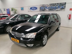 Ford Mondeo Wagon - 2.5 V6 Platinum