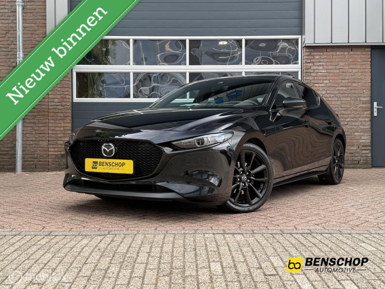Mazda 3 - 2.0 e-SkyActiv-X M Hybrid 180 Luxury Leer Bose Navi Carplay 360 Camera 18 inch LED ACC - AutoWereld.nl