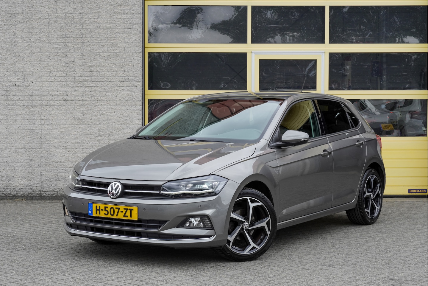 Volkswagen Polo - 1.0 TSI 5drs Highline BJ2020 Lmv 17" | Led V+A | Pdc | Panoramadak | App-Connect | Navi | - AutoWereld.nl