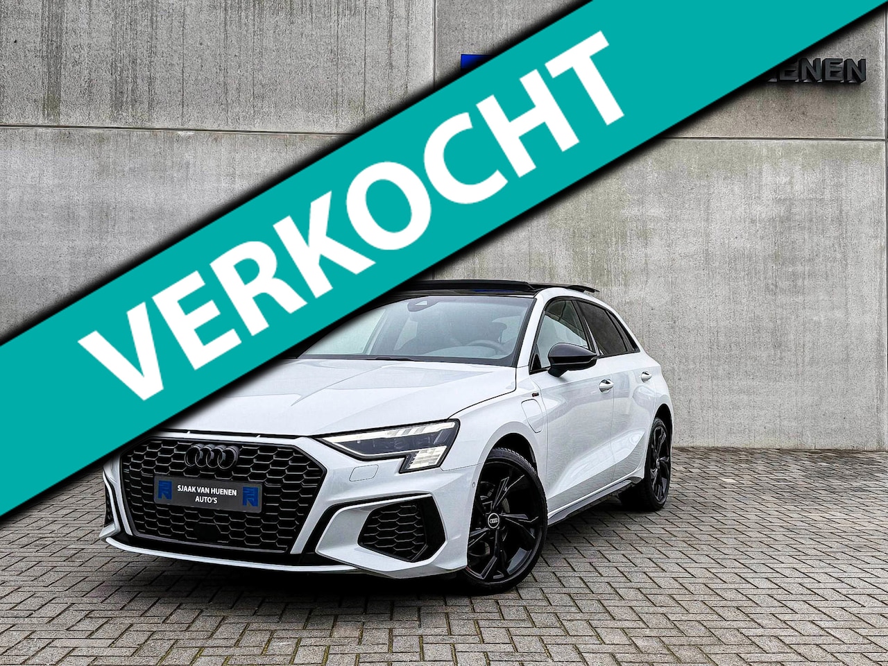 Audi A3 Sportback - 40TFSI e 204pk S-Tronic Competition S Edition S-Line Pano|S-Kuipstoel|Ambiance|Matrix|Virt - AutoWereld.nl