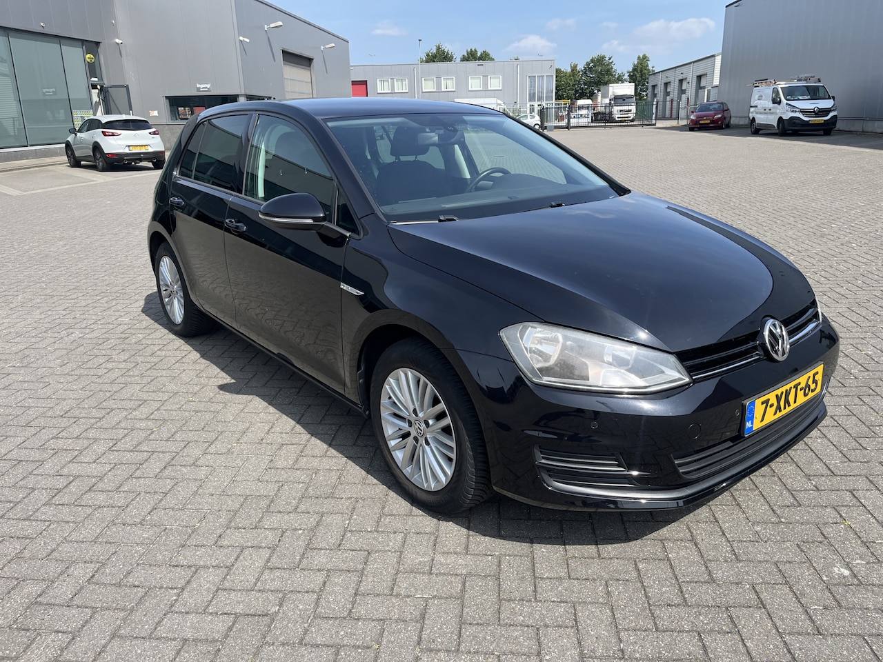 Volkswagen Golf - 1.2 TSI CUP Edition 85 dkm Navi - AutoWereld.nl
