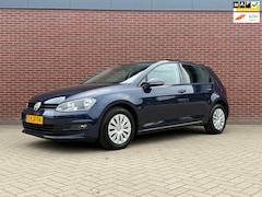 Volkswagen Golf - 1.2 TSI Trendline / NAP / Airco / Cruise / Navigatie
