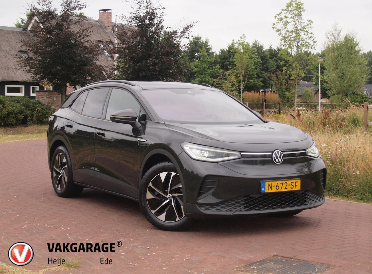 Volkswagen ID.4 - Tech 77 kWh | SOH 90% | Panoramadak | Sfeerverlichting | Trekhaak | Camera | Apple Carplay - AutoWereld.nl