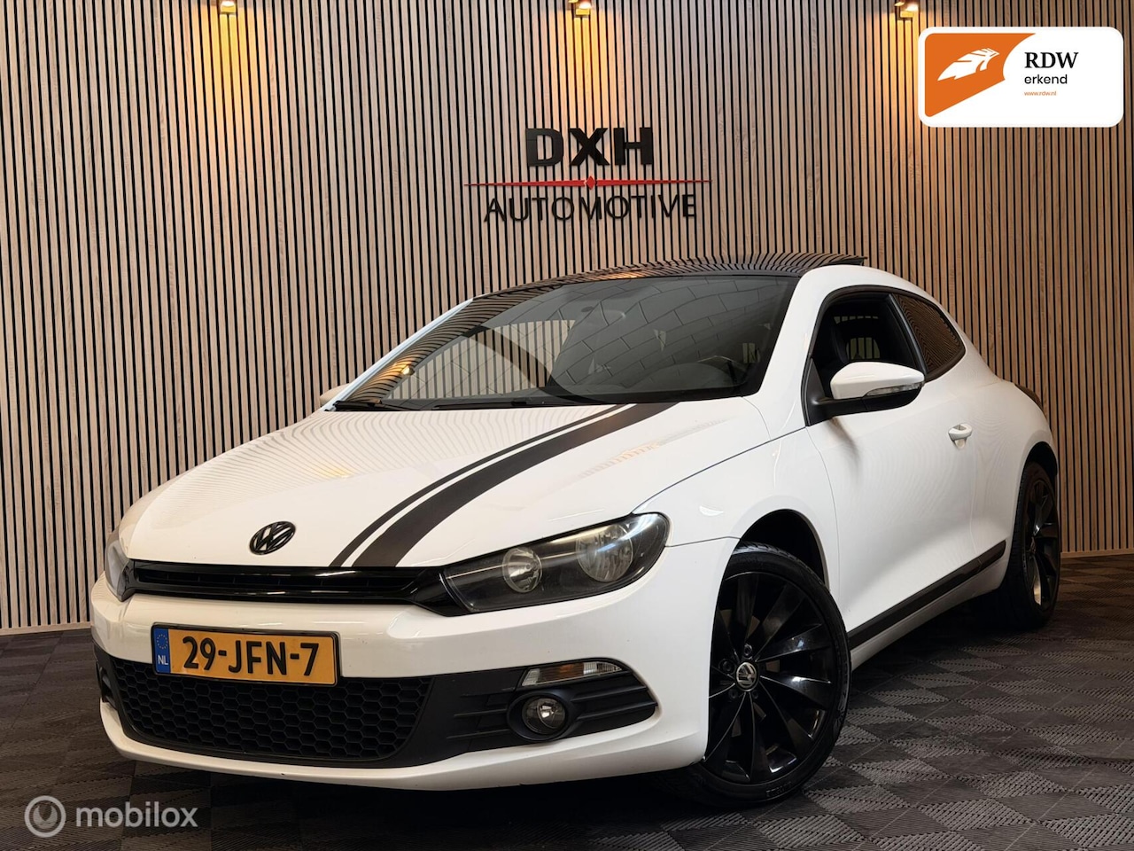 Volkswagen Scirocco - 1.4 TSI Highline+ APK8/2027 PANO CARPLAY - AutoWereld.nl